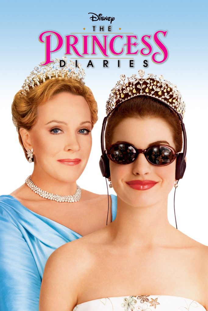 Filmposter van The Princess Diaries: een oudere koningin met kroon en lichtblauwe jurk staat achter een jongere prinses met zonnebril en koptelefoon naast haar kroon en witte jurk.