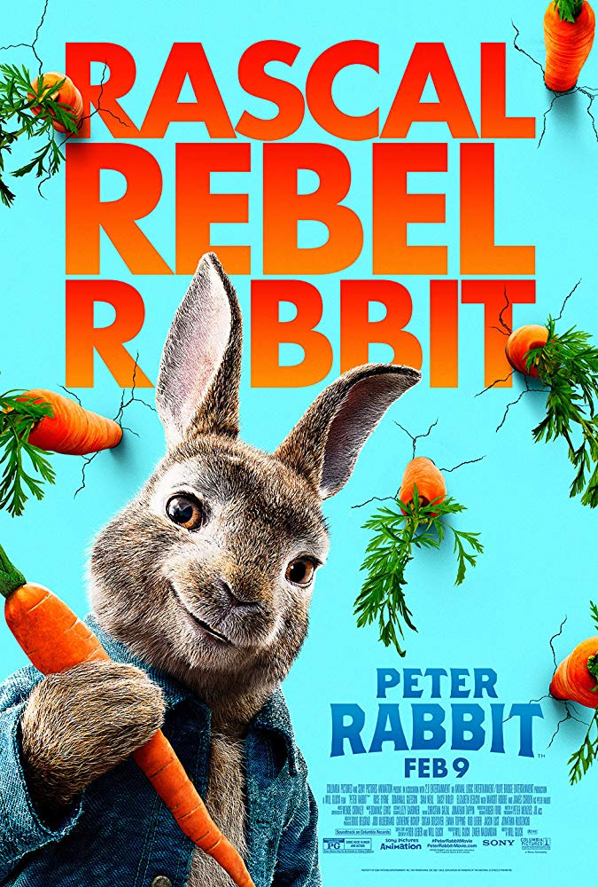 Poster van Peter Rabbit: lichtblauwe achtergrond met een 3D-geanimeerd konijn op de voorgrond met een wortel in zijn hand. In oranje letters groot boven zijn hoofd: Rascal, Rebel, Rabbit.