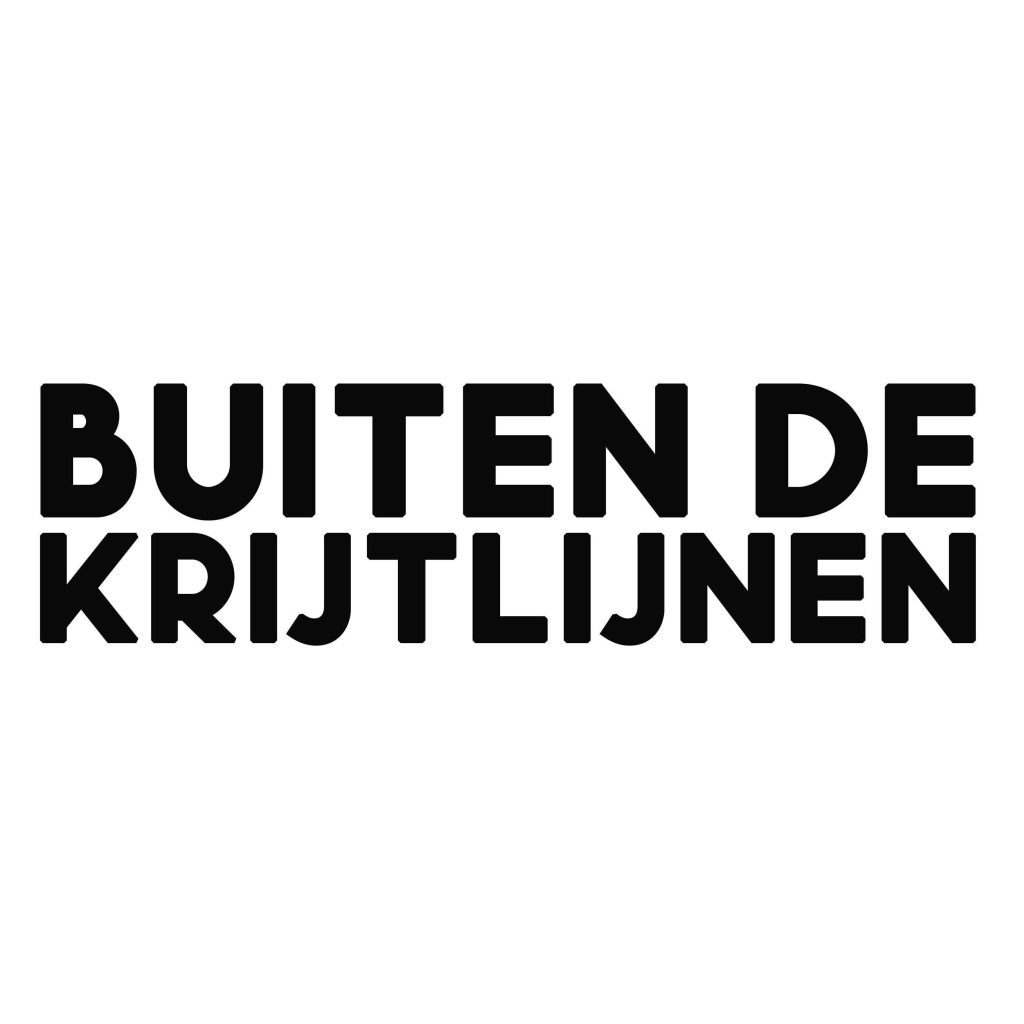 Cover van Buiten de krijtlijnen: witte achtergrond met de titel in dikke zwarte letters.