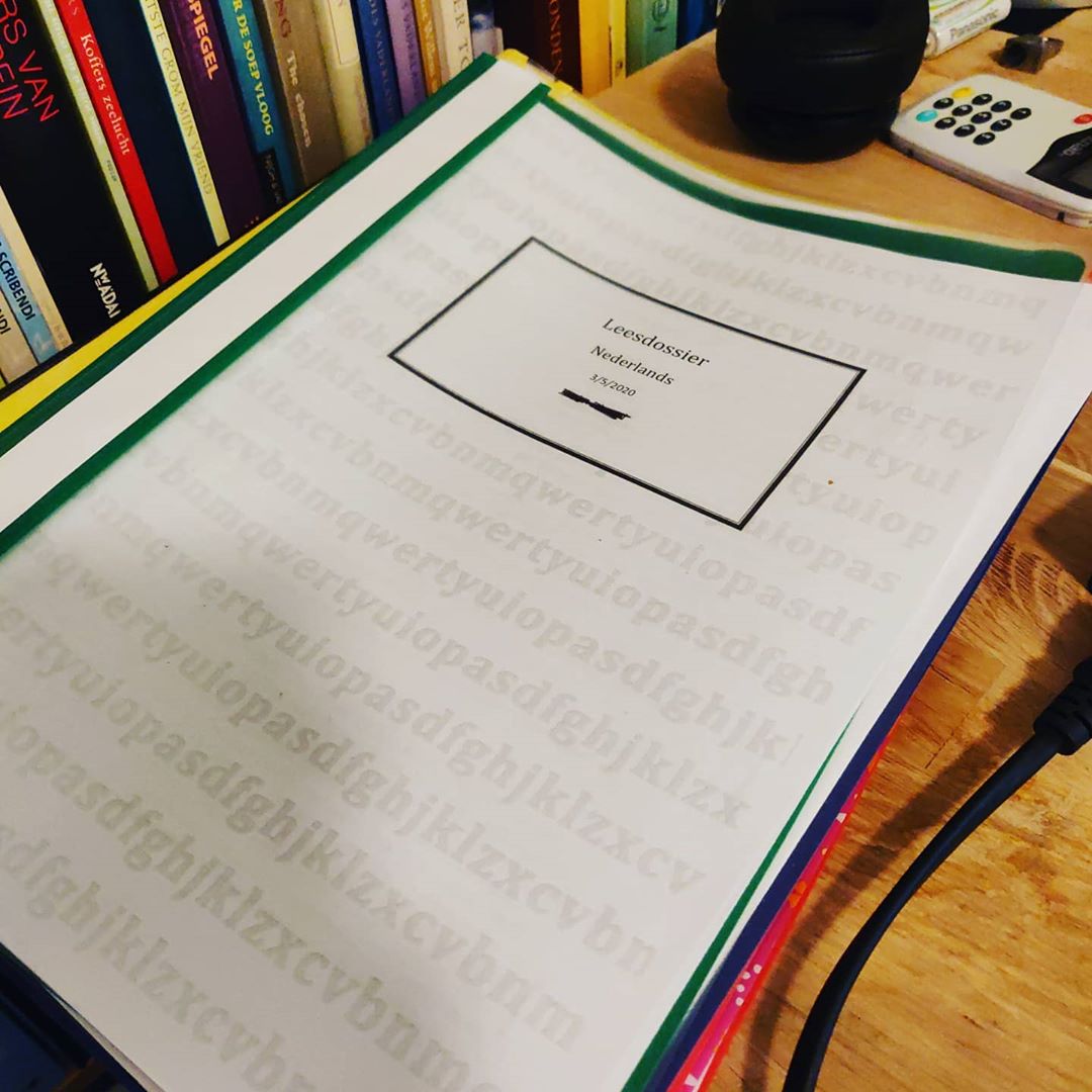 Laatste mondelingen vanuit huis, nog twee dagen, dan zitten mijn 70 stuks erop. #corona #covid_19 #covıd19 #nederlands #Knip #onderwijs #literatuur