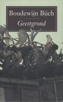 Kaft van het boek Geestgrond: een stapel elandshoofden op wat een kar lijkt te zijn.. Alles in een groen-grijze tint.