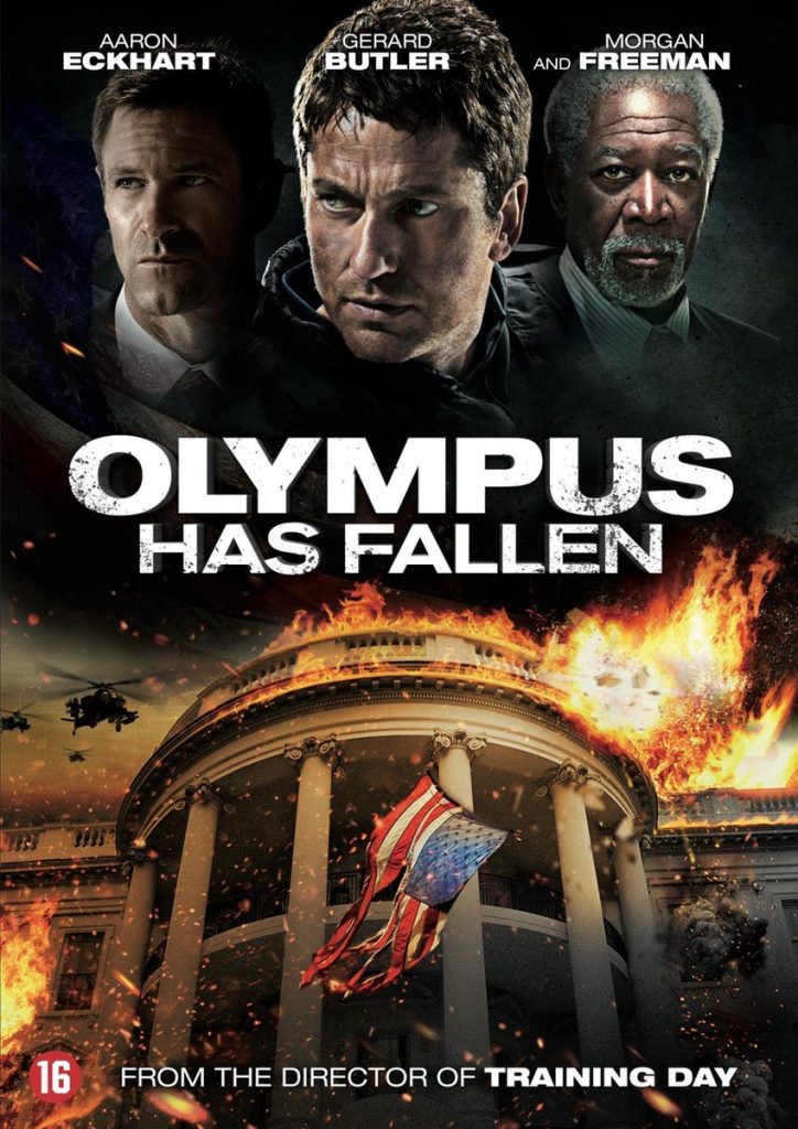 Filmposter van Olympus has fallen: een brandend Witte Huis in Washington met daarboven tegen een zwarte achtergrond de drie hoofdrolspelers.