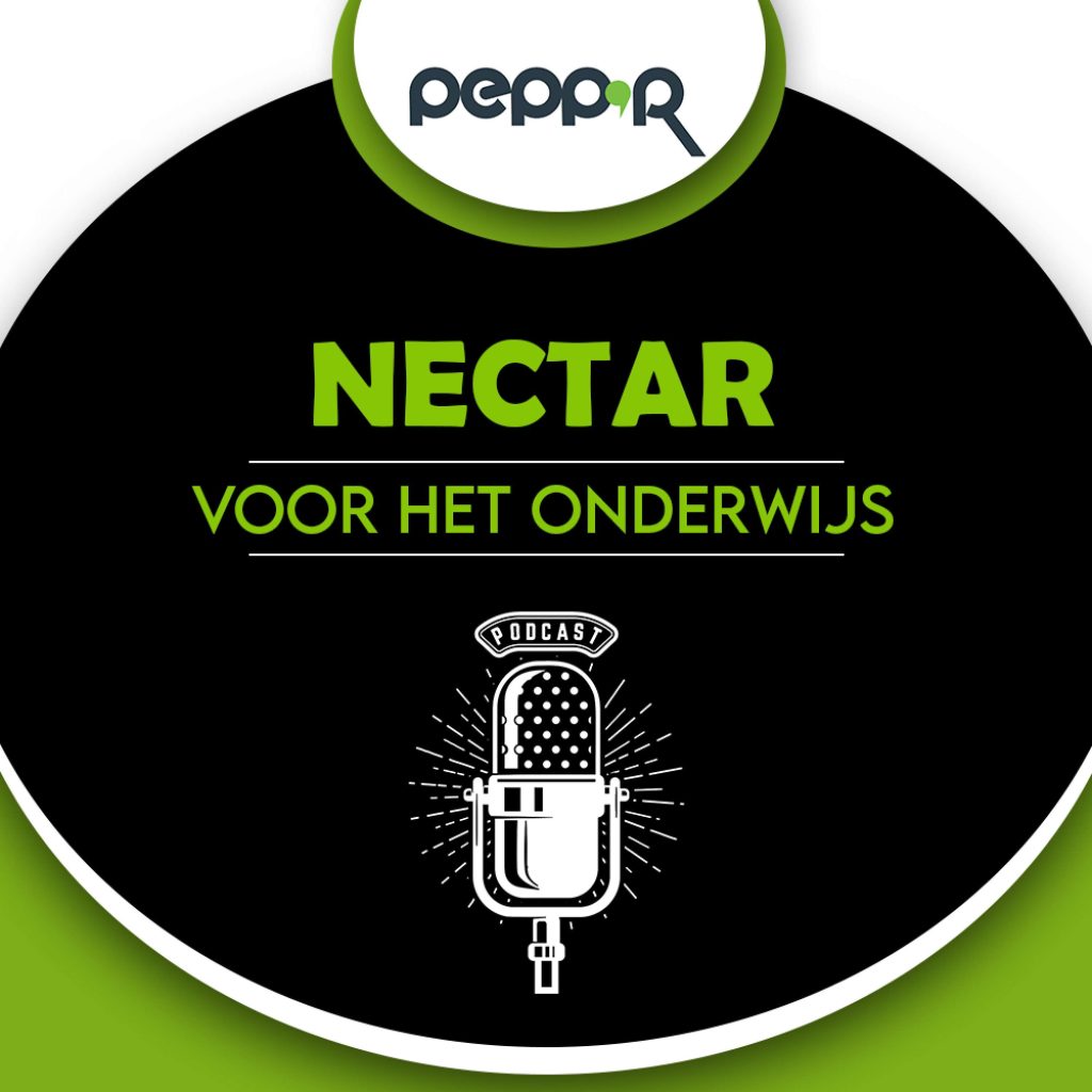 Logo van Nectar voor het onderwijs: zwarte ovaal met eronder felgroen en erboven wit. In de ovaal een witte podcastmicrofoon en in groen de titel.