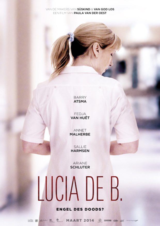 Filmposter voor Lucia de B. We zien een verpleegster in een ziekenhuisgang lopen, ze is op haar rug gefotografeerd.